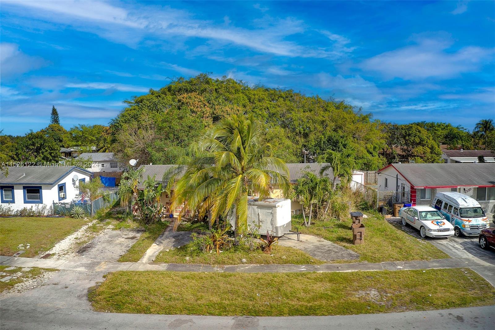 1220 SW 6 TERR, Deerfield Beach FL 33441 photo 5
