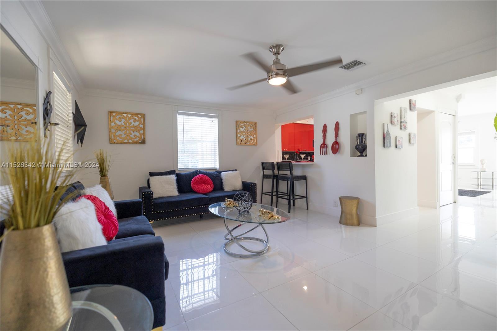 465 NW 153rd St, Miami FL 33169 photo 5