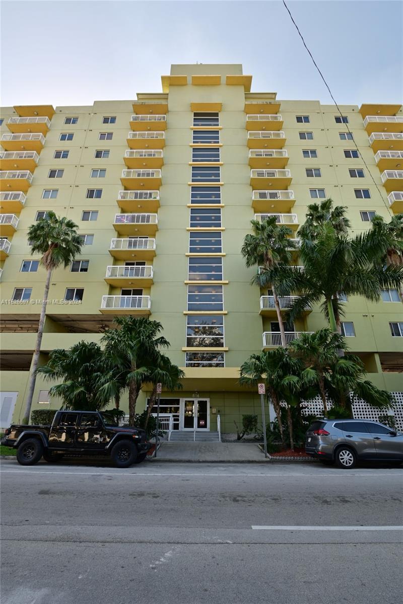 816 NW 11th St # 303, Miami FL 33136