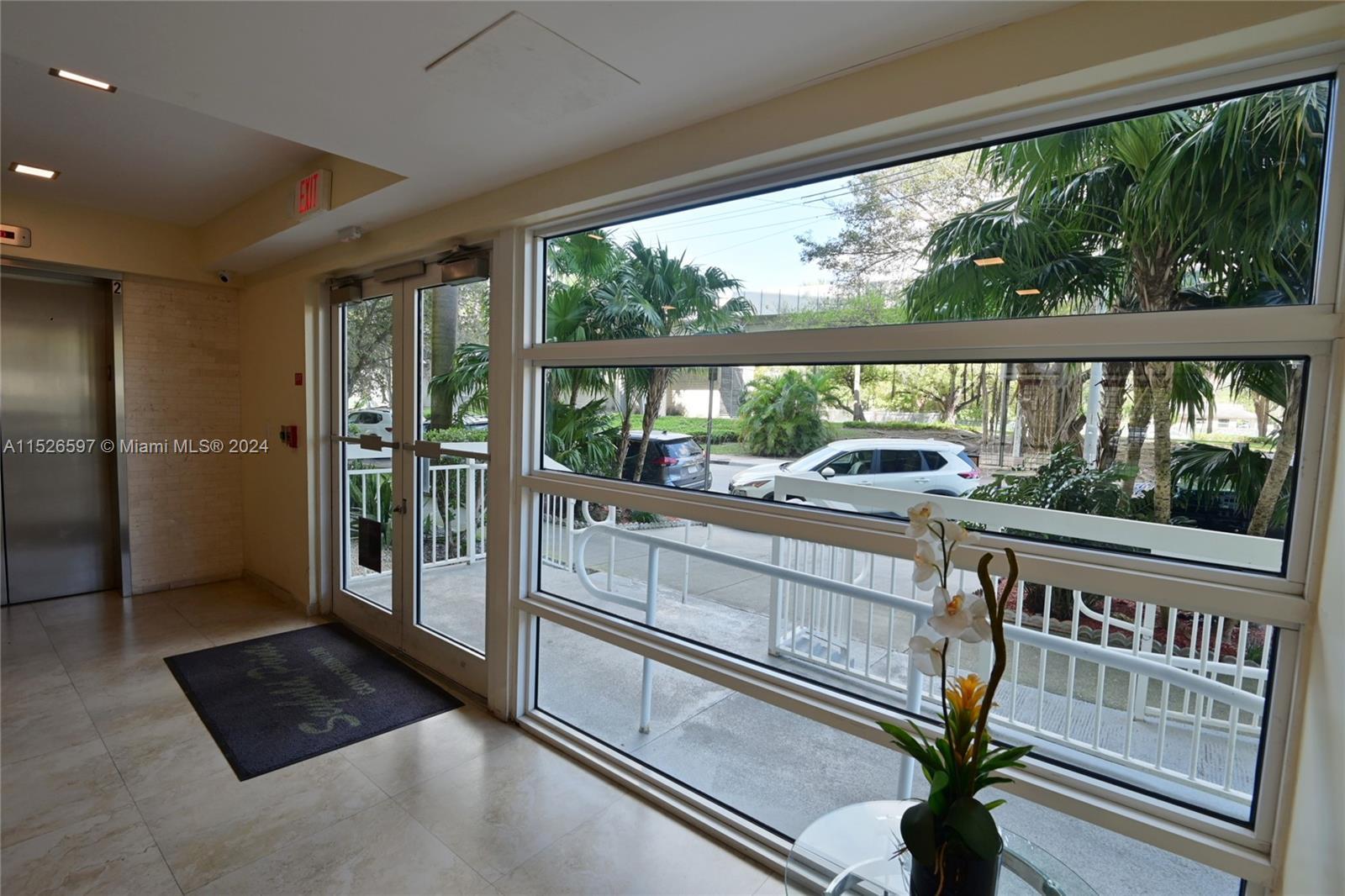 816 NW 11th St # 303, Miami FL 33136 photo 4