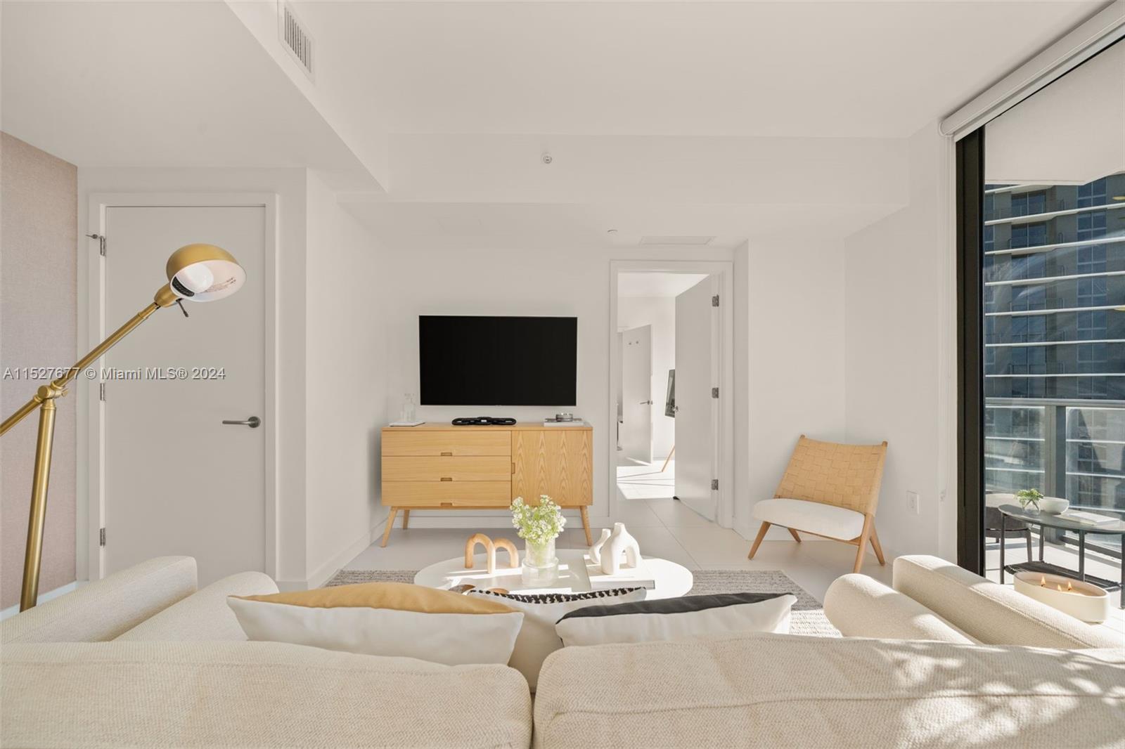 501 NE 31st St # 2209, Miami FL 33137 photo 4