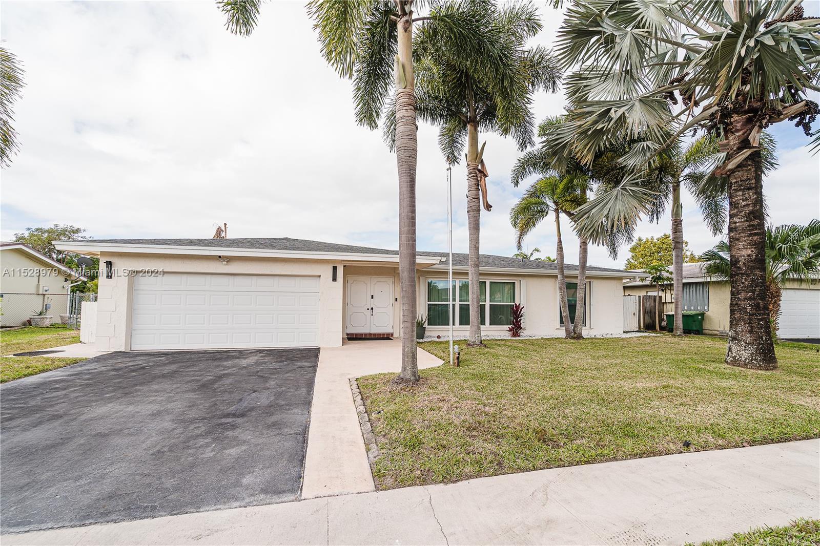 8107 NW 74th Ave # 0, Tamarac FL 33321 photo 4