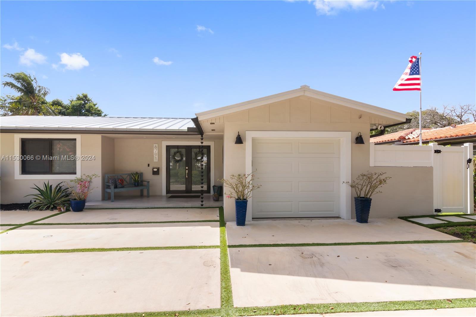 6791 Parkinsonia Dr, Miami Lakes FL 33014 photo 5