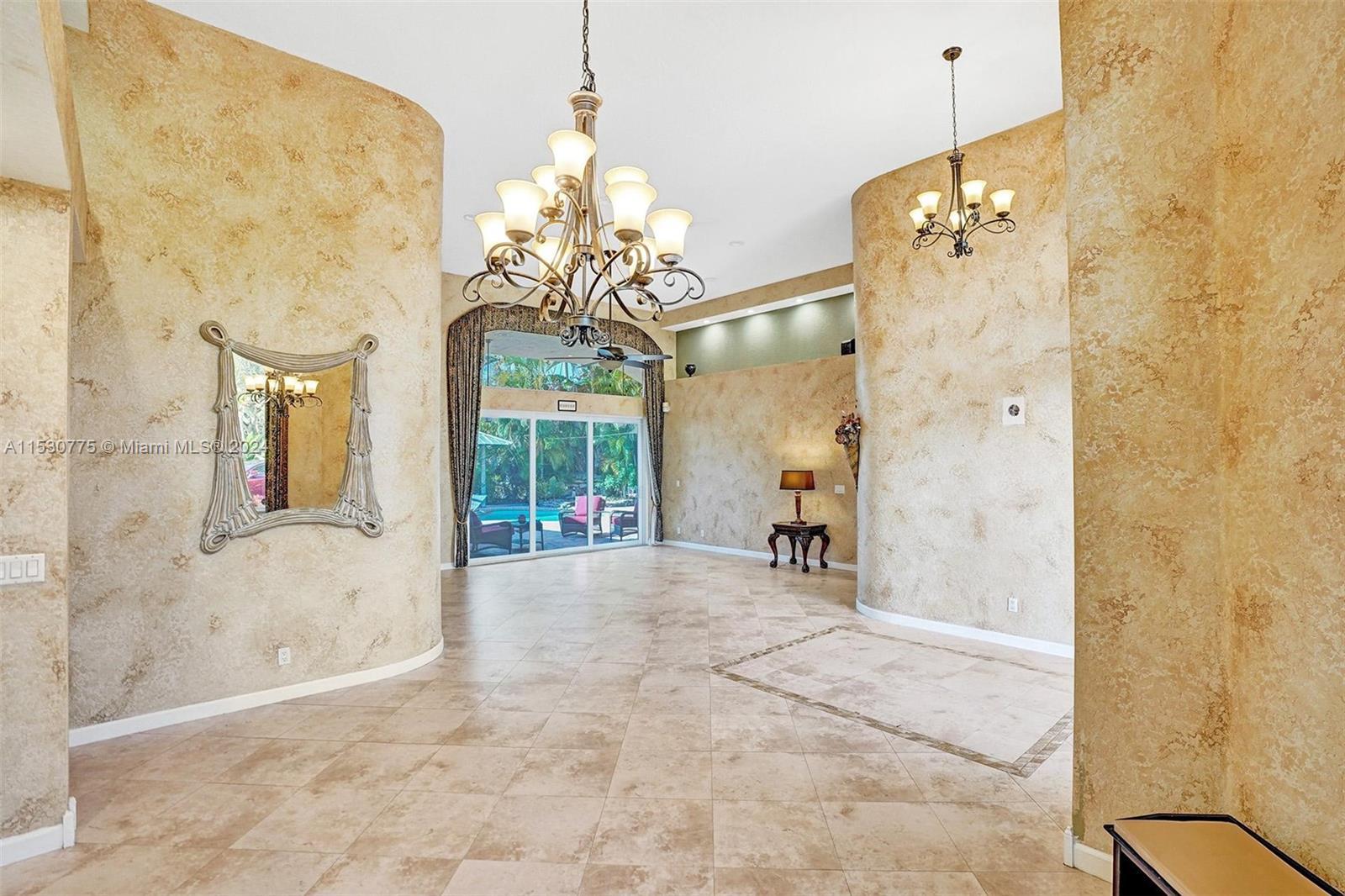 7273 NW 68th Dr, Parkland FL 33067 photo 4