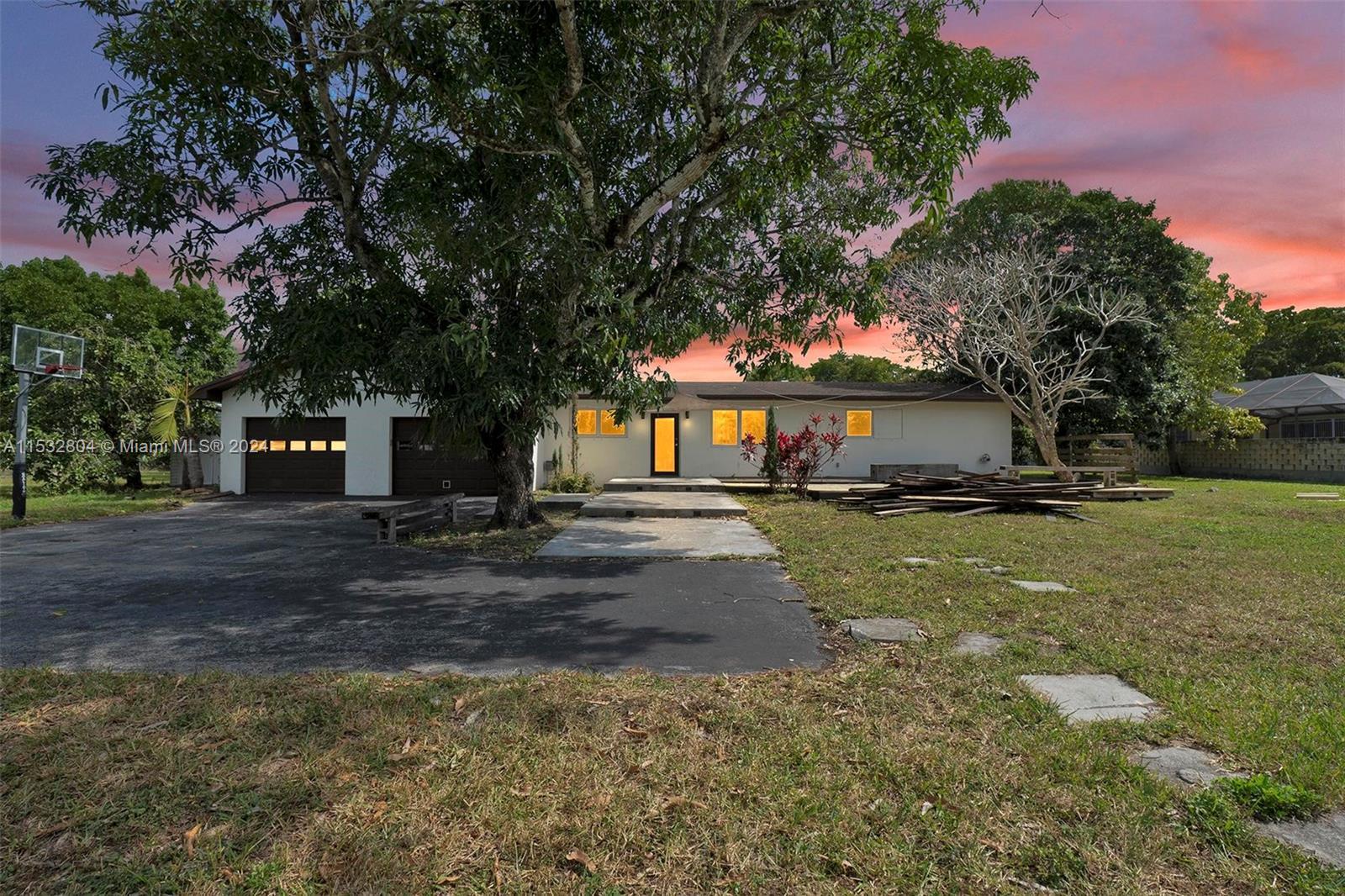 14300 NW 77th Ave, Miami Lakes FL 33016