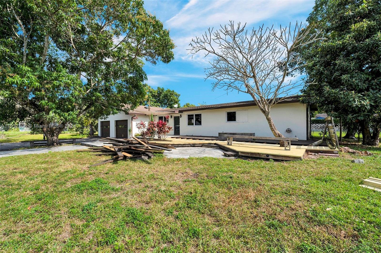 14300 NW 77th Ave, Miami Lakes FL 33016 photo 4