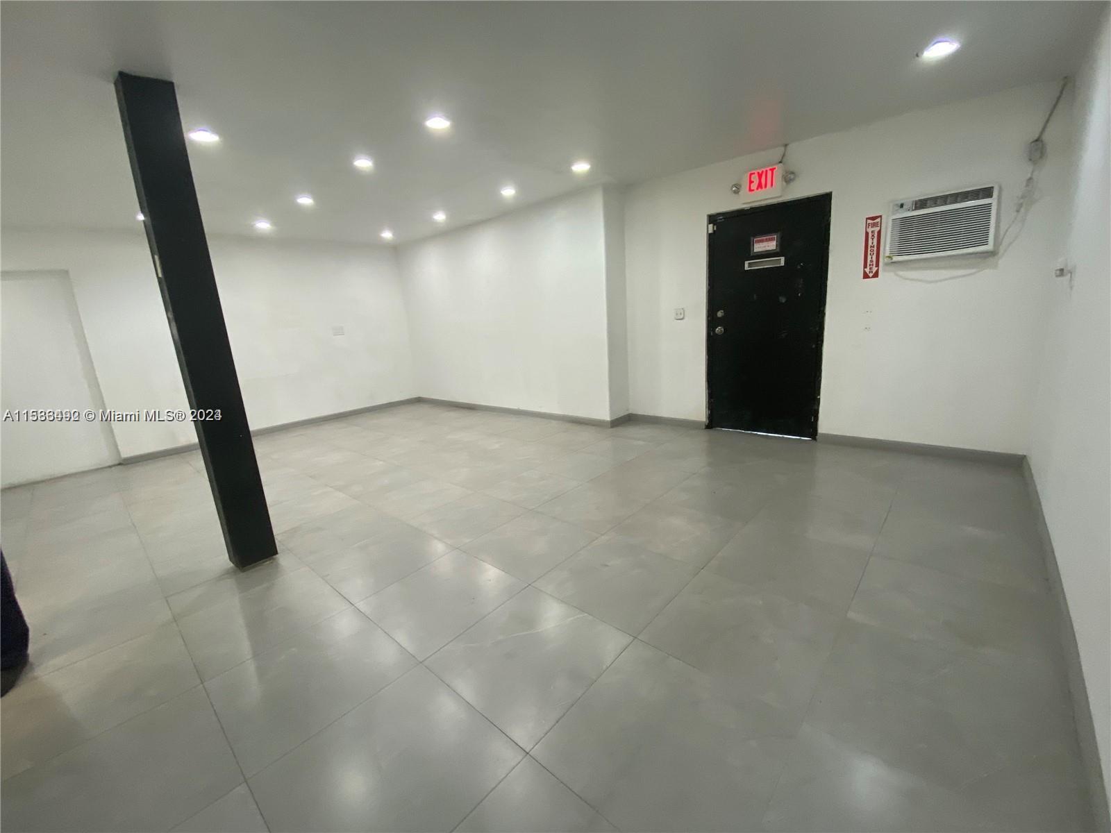 5676 Funston St, Hollywood FL 33023 photo 5