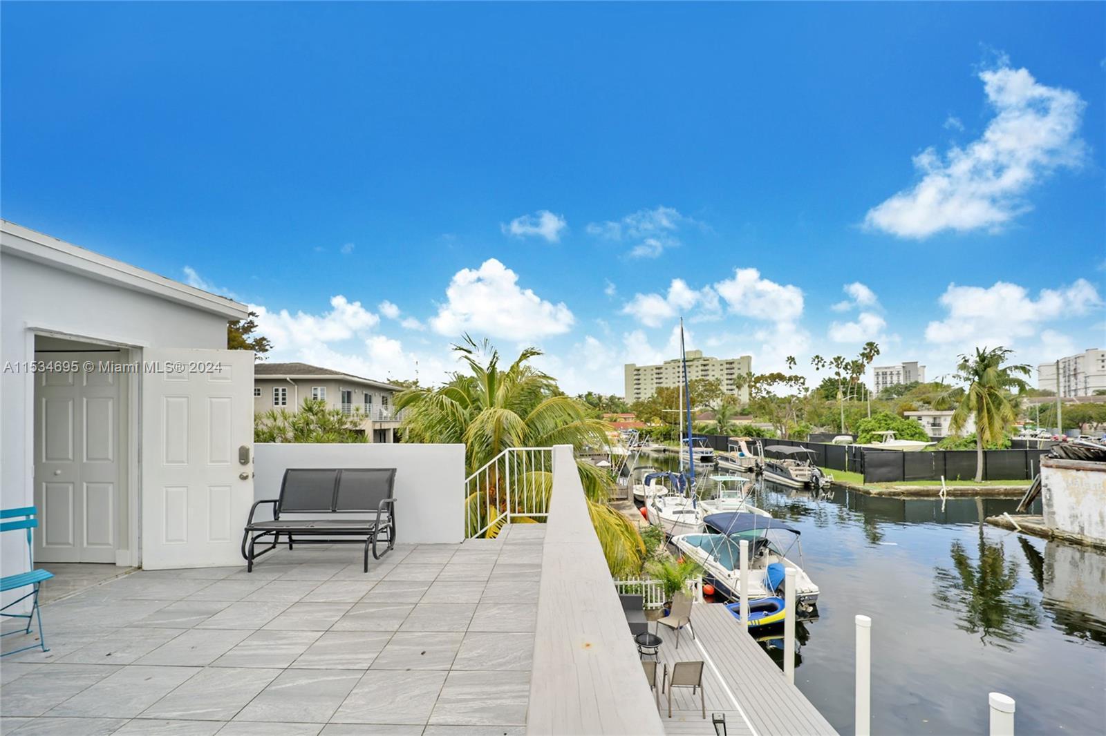 805 NW 7th St Rd, Miami FL 33136 photo 2