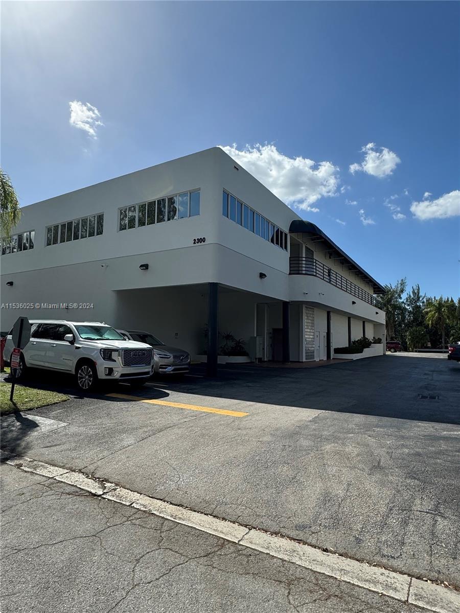 2300 NW 94th Ave # 207, Doral FL 33172