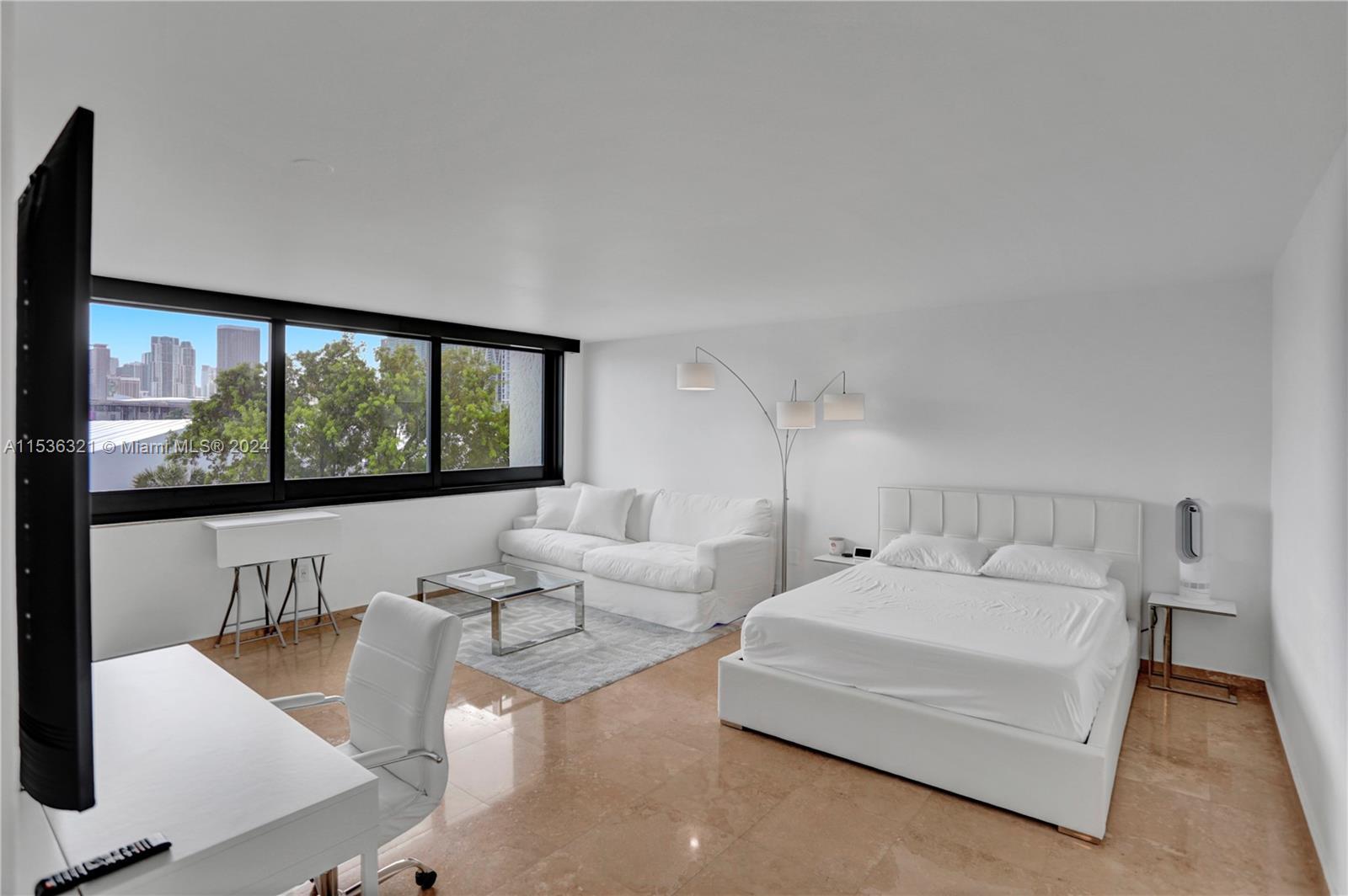 555 NE 15th St # 401, Miami FL 33132