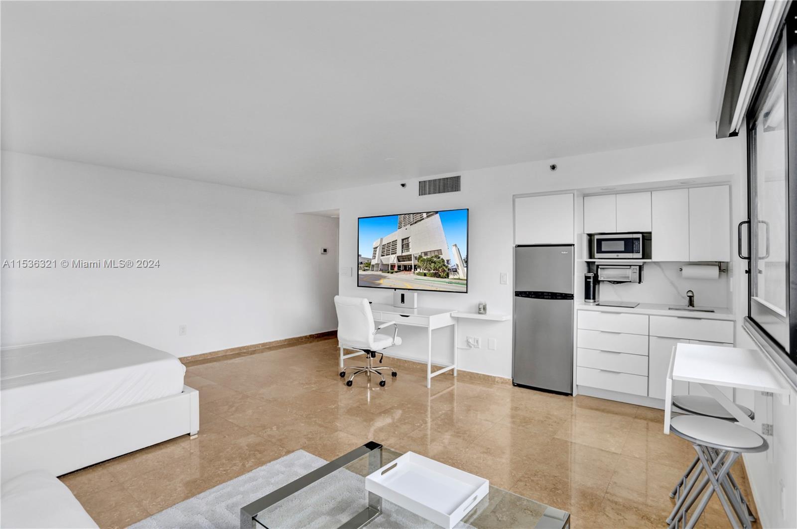 555 NE 15th St # 401, Miami FL 33132 photo 4