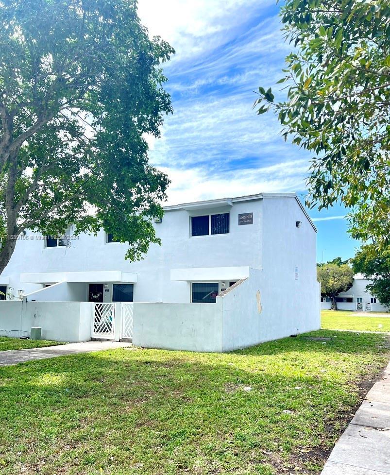 1975 NW 5th Pl # 436, Miami FL 33136
