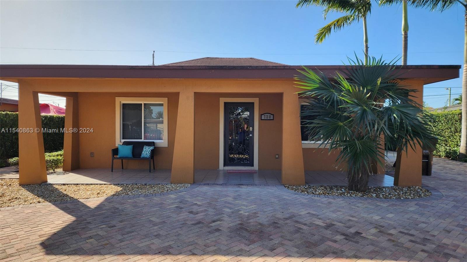 720 NE 4th Pl # 720, Hialeah FL 33010