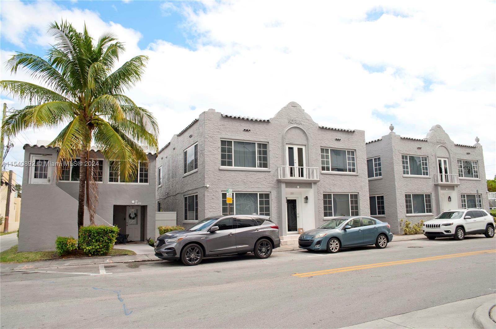 219-223 S 17 Ave Units 1-10, Hollywood FL 33020