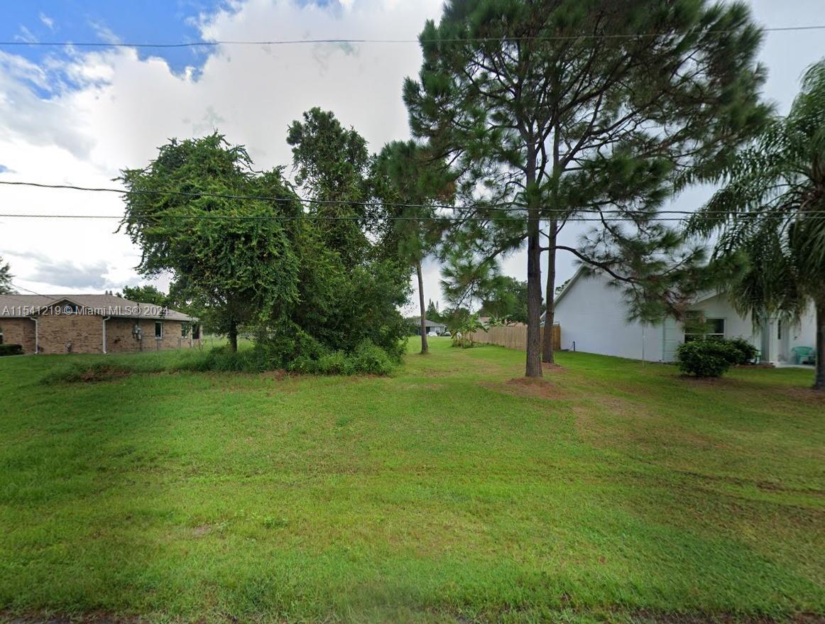 649 NW Banks, Palm Bay FL 32907 photo 2