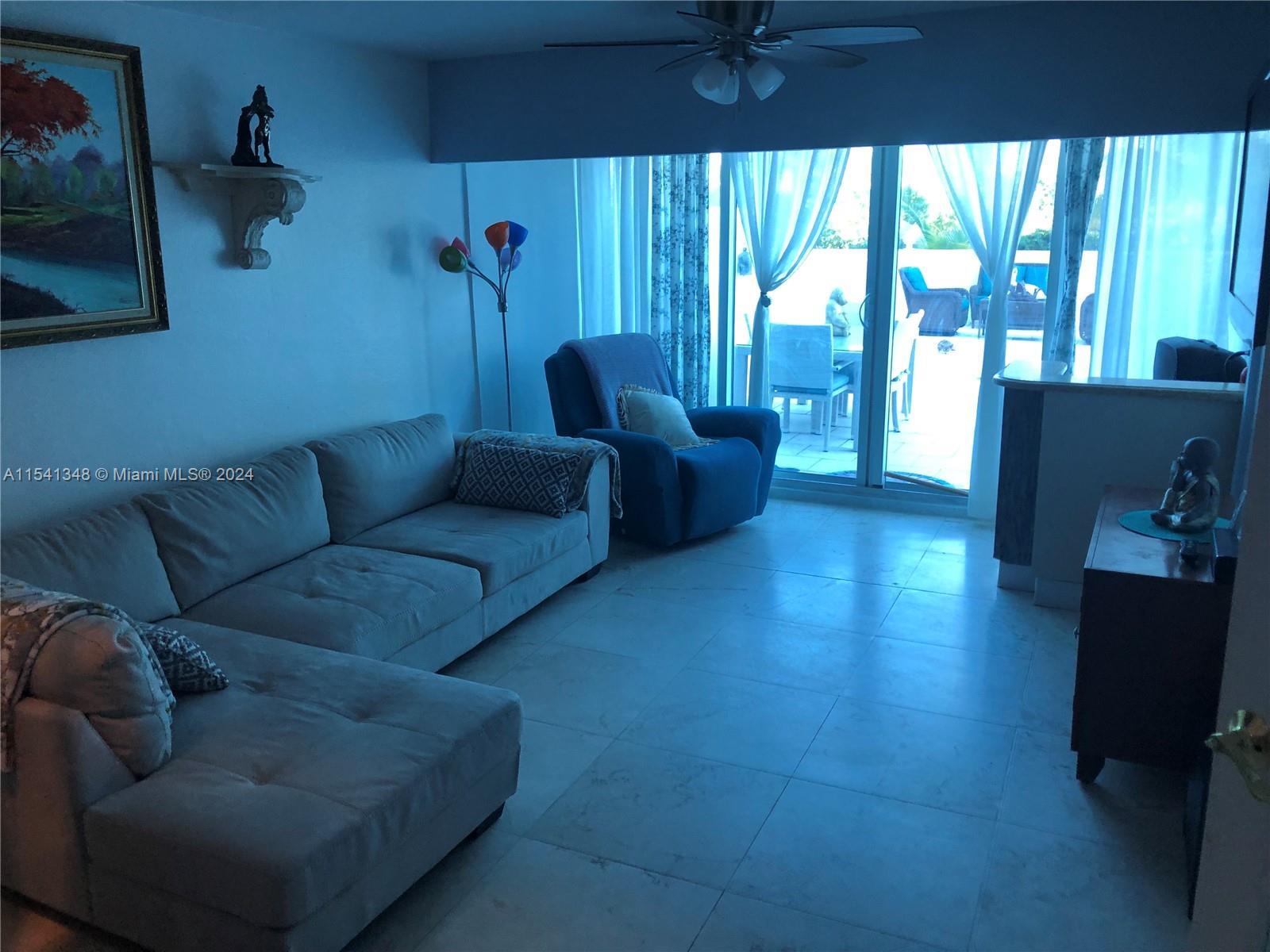 5445 Collins Ave, Miami Beach FL 33140 photo 4