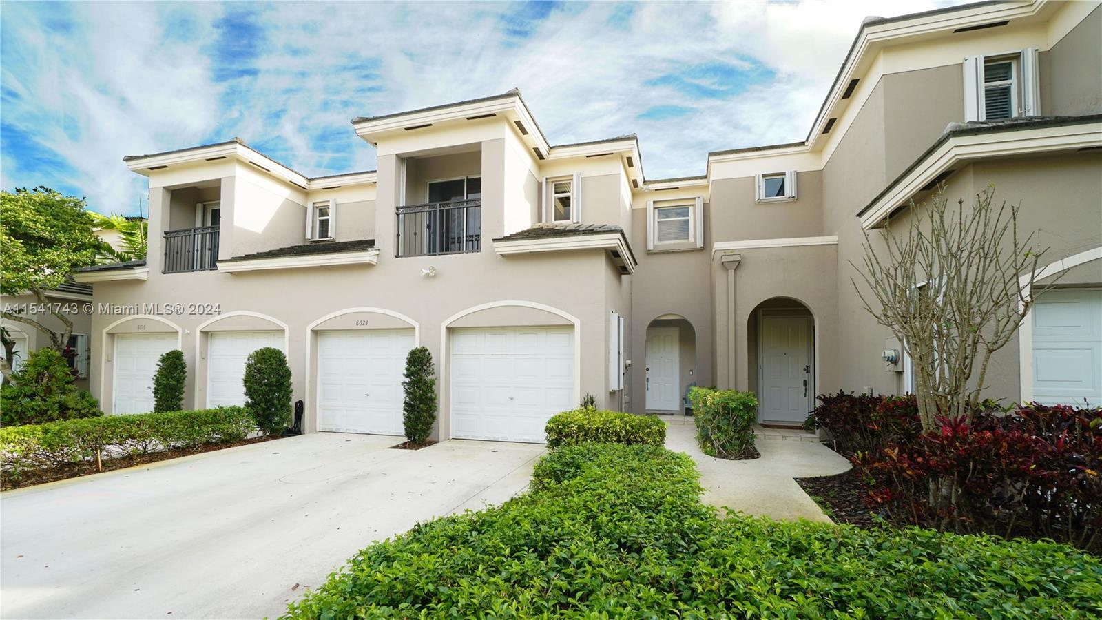 8624 SW 139th Ter, Palmetto Bay FL 33158