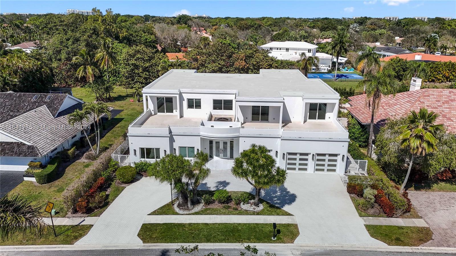 7153 Valencia Dr, Boca Raton FL 33433 photo 3