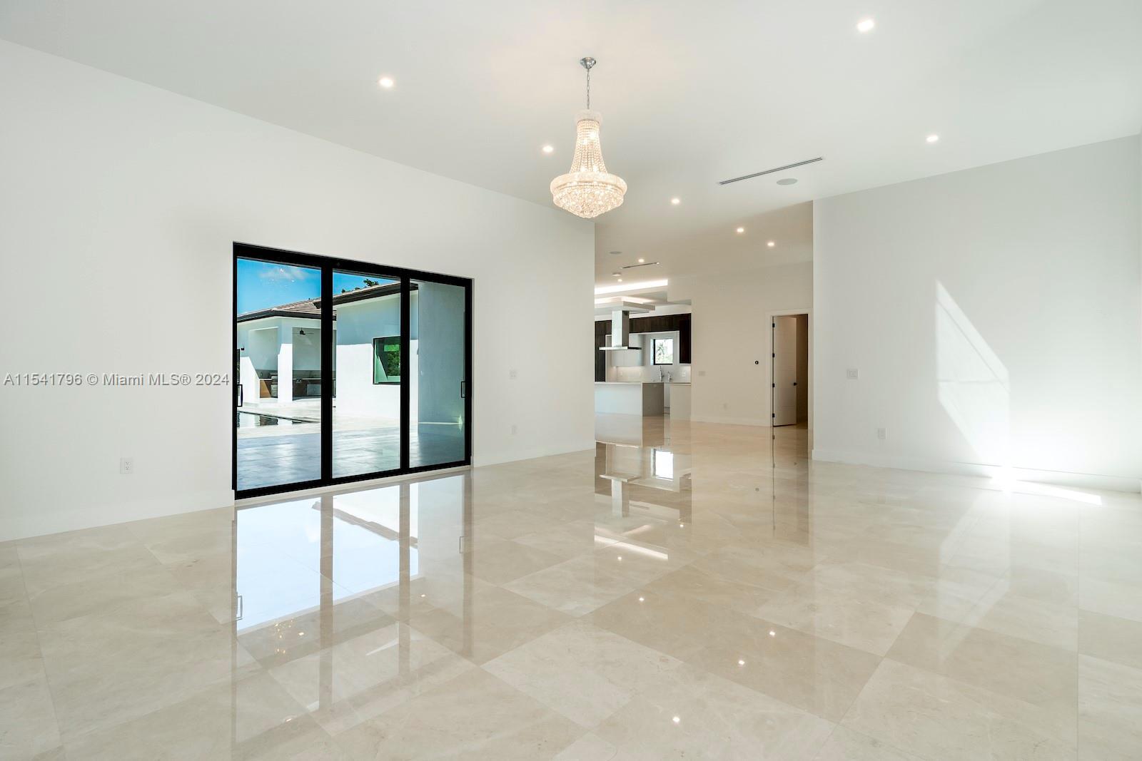 80 NW 129th Ave, Miami FL 33182 photo 5