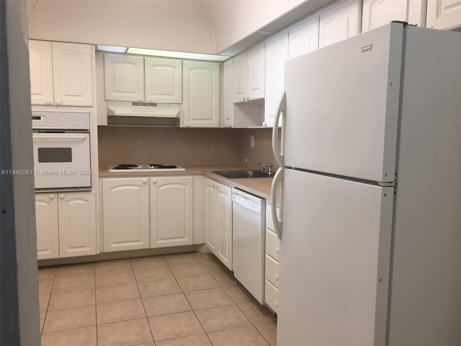 19380 Collins Ave # 1515, Sunny Isles Beach FL 33160 photo 4