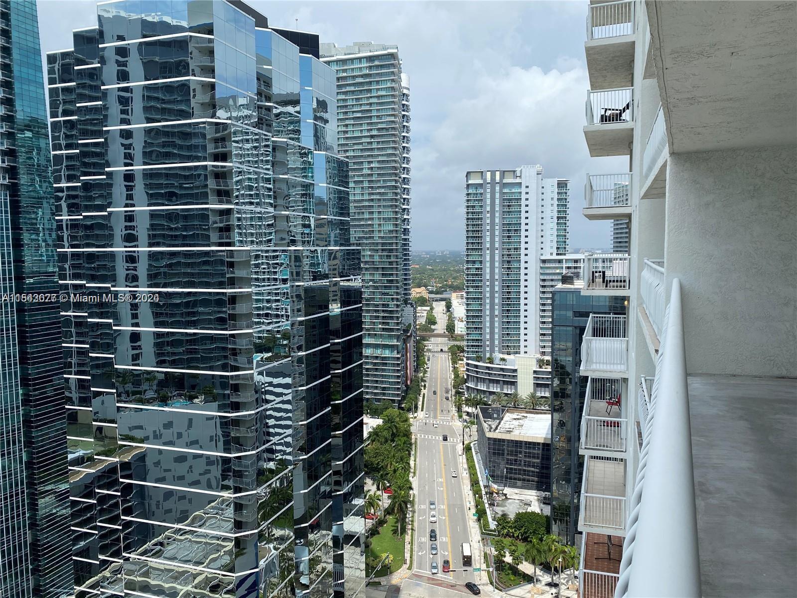 1200 Brickell Bay Dr # 3119, Miami FL 33131 photo 4