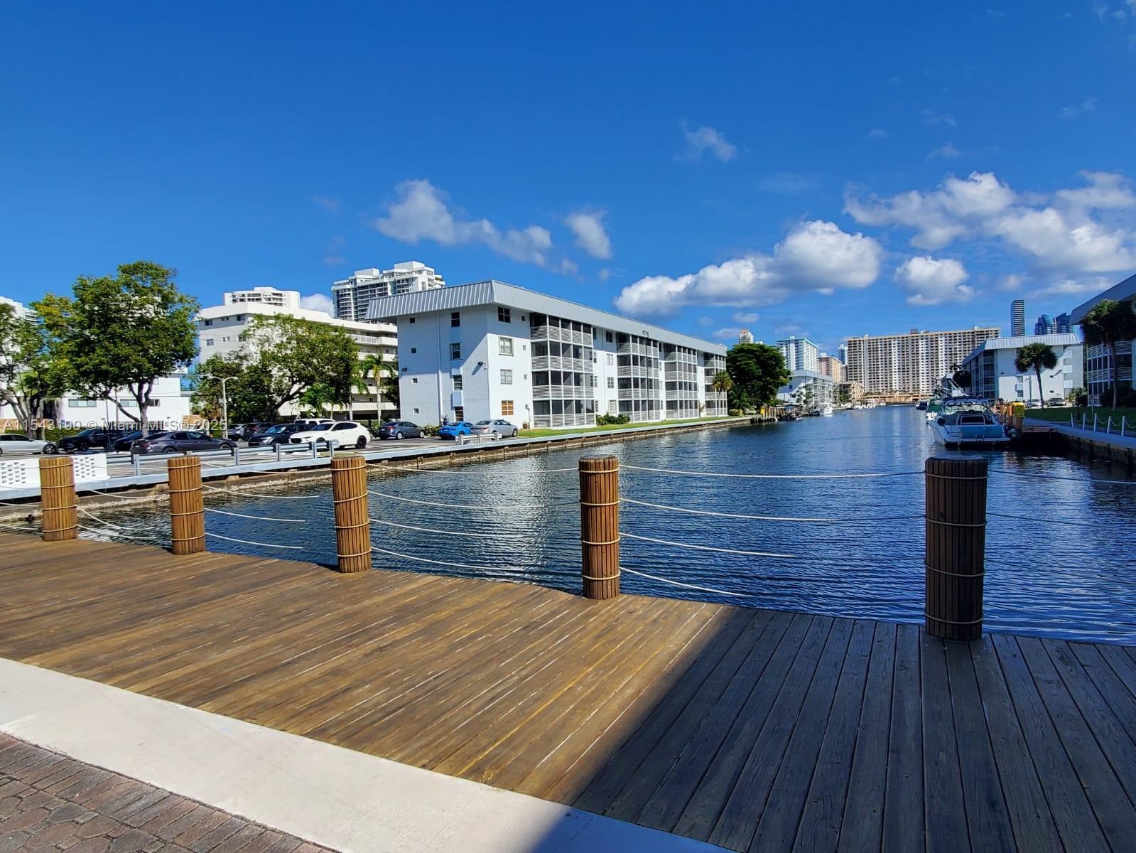 North Miami Beach, FL 33160