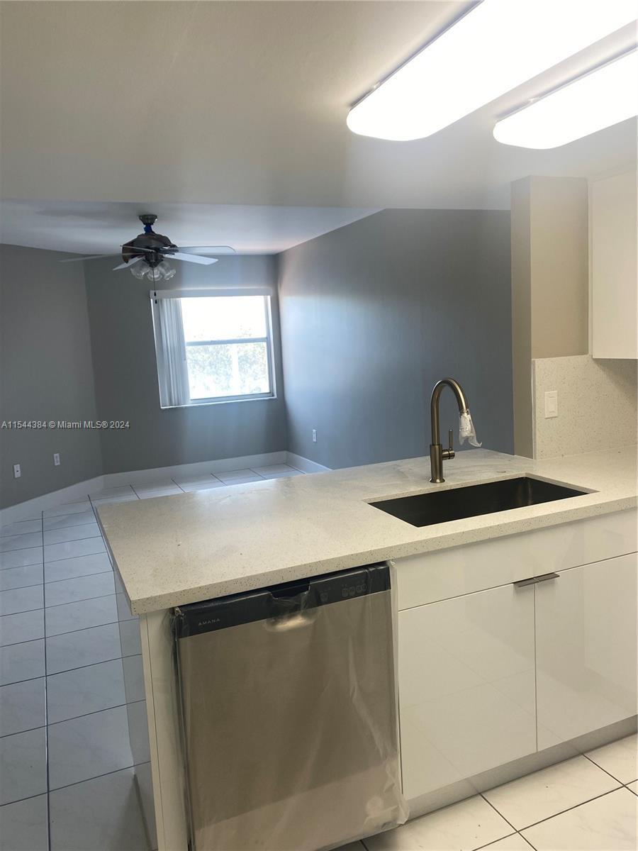 1368 NW 24th Ave # 1368, Miami FL 33125 photo 3