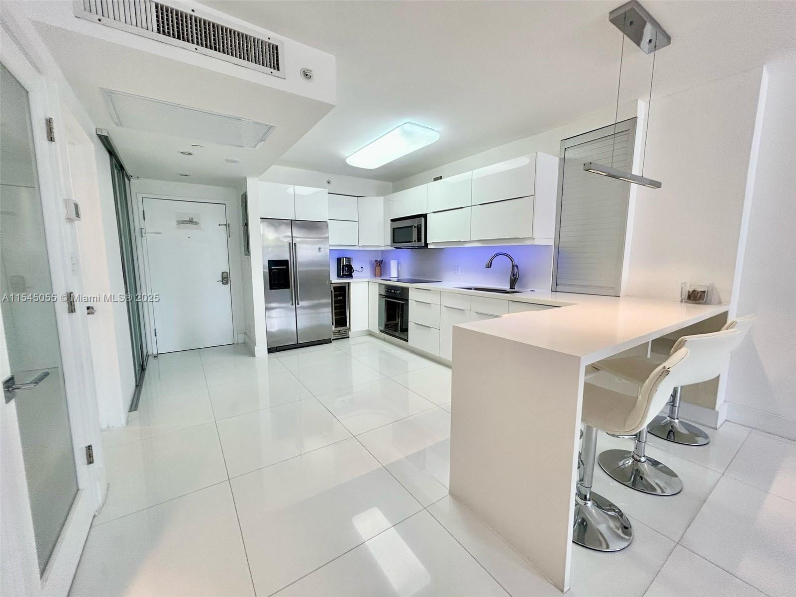 Miami Beach, FL 33139 photo 4