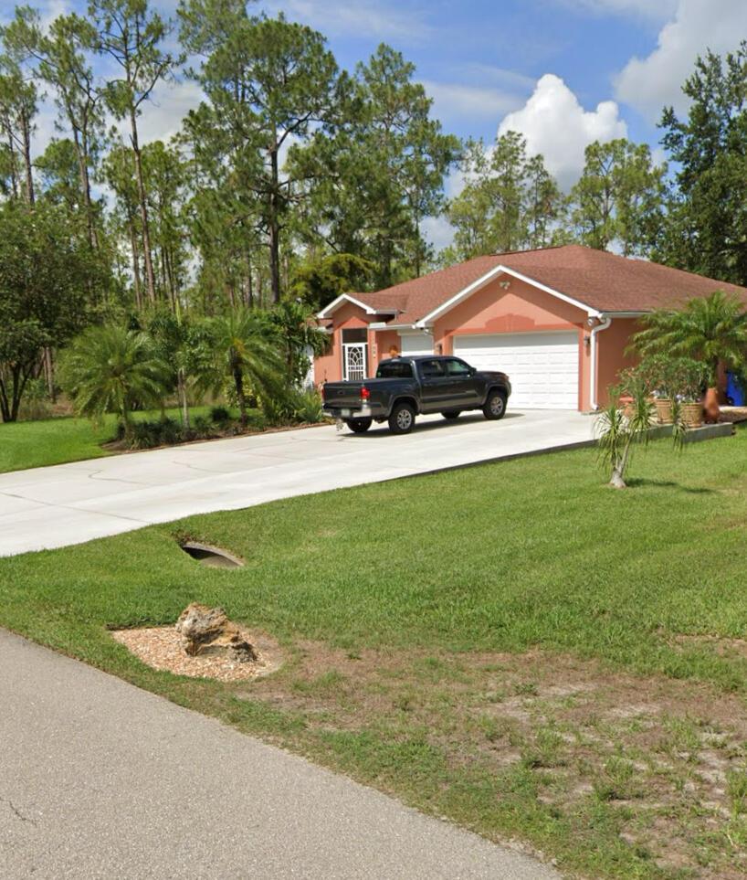 109 Moore Avenue, Lehigh Acres FL 33936 photo 3