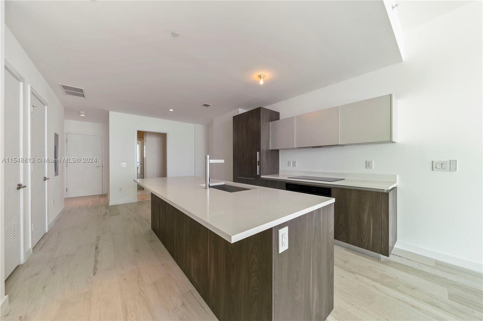 480 NE 31st St # 2202, Miami FL 33137 photo 5