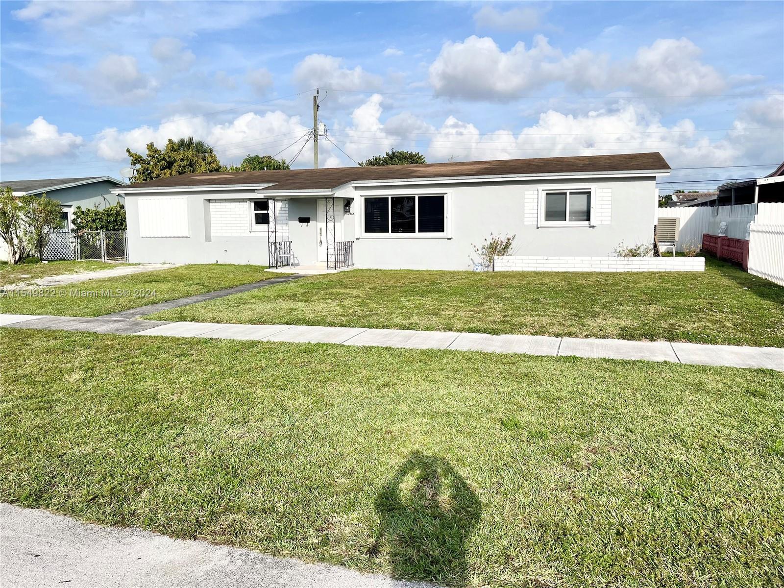 1365 W 4th Ln, Hialeah FL 33010