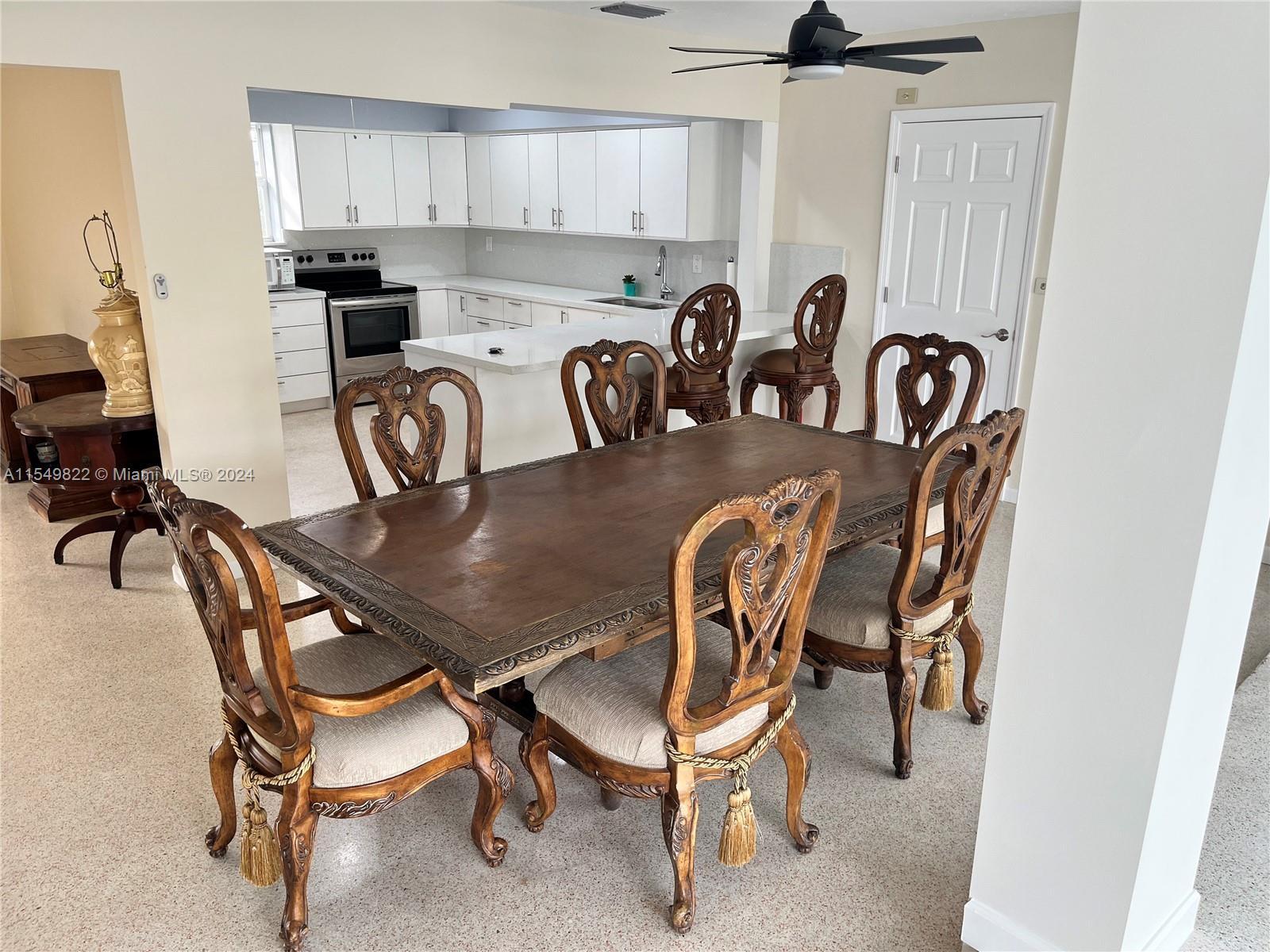 1365 W 4th Ln, Hialeah FL 33010 photo 5