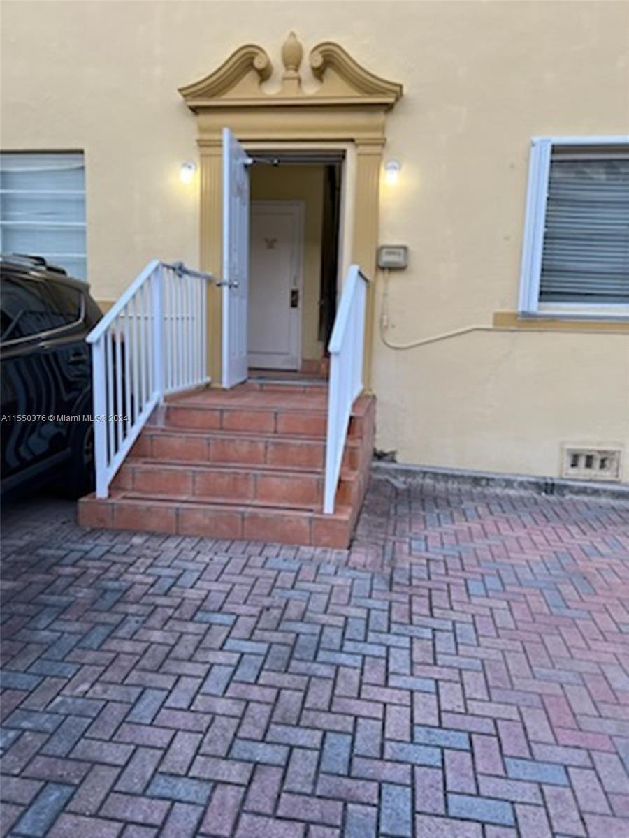 1334 SW 6th St # 1, Miami FL 33135 photo 2