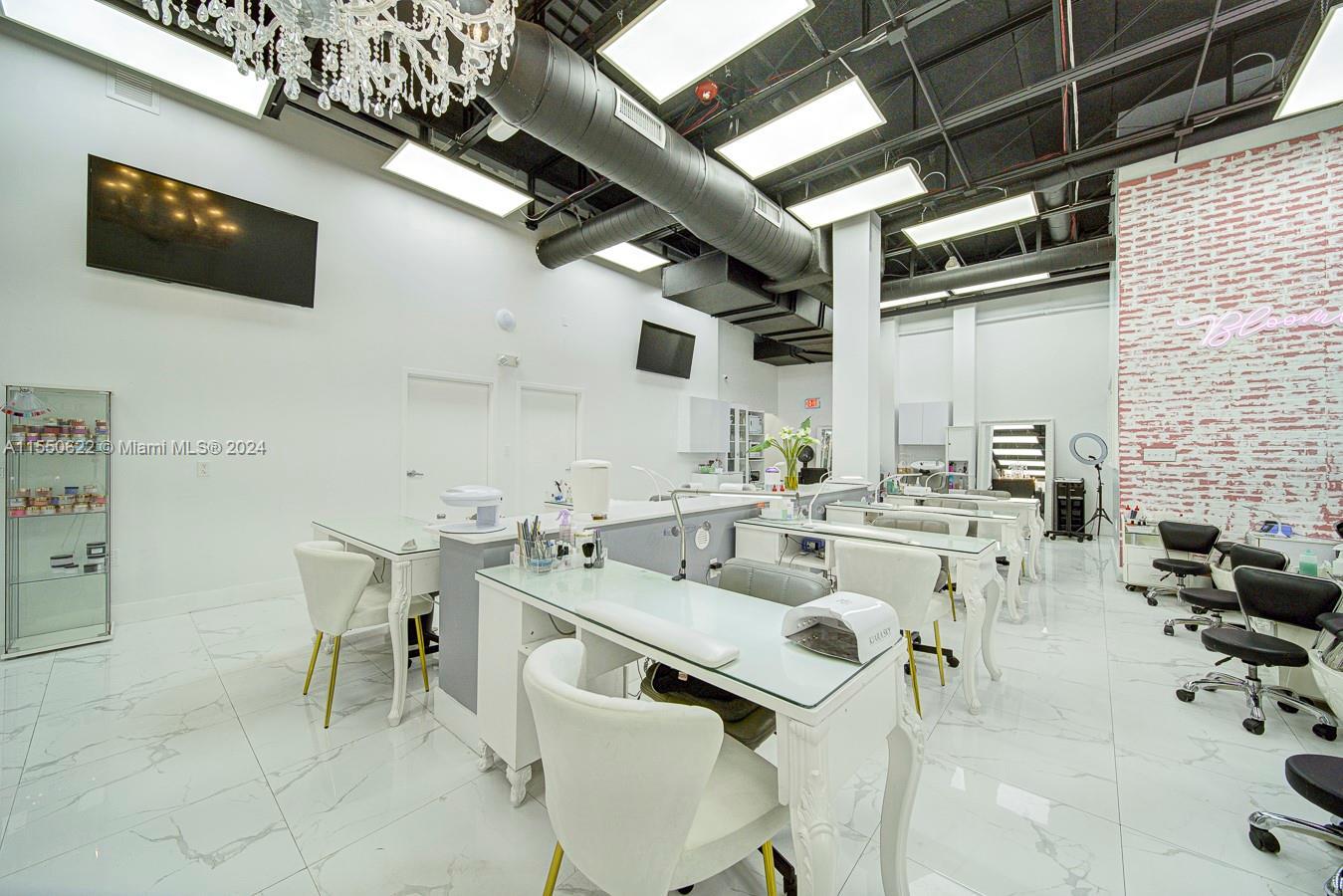 Full-Service Beauty Salon For Sale in Pinecrest, Miami FL 33156 photo 4