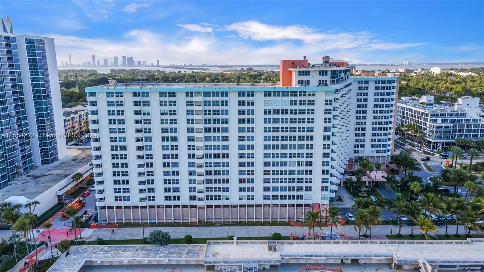2899 Collins Ave # 1627, Miami Beach FL 33140 photo 2