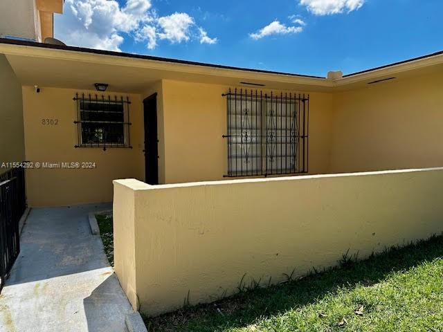 8302 SW 10th St Unit B, Miami FL 33144 photo 2