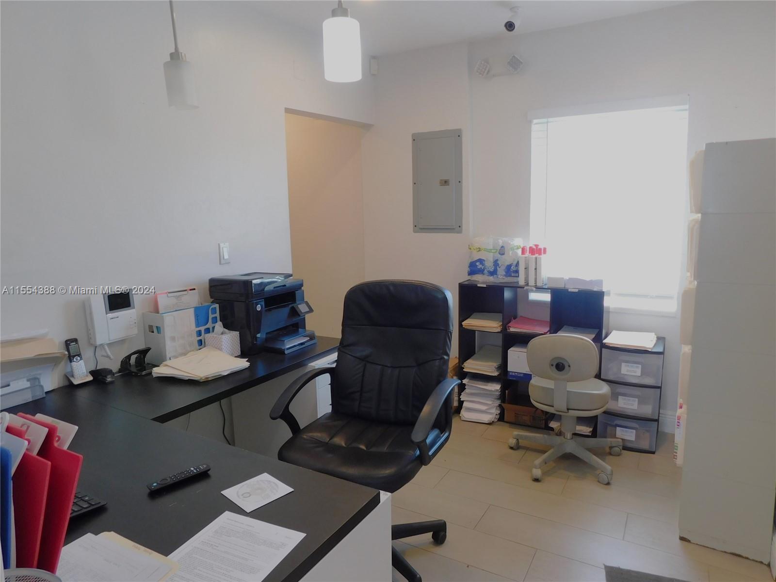 4540 NW 7th St, Miami FL 33126 photo 4