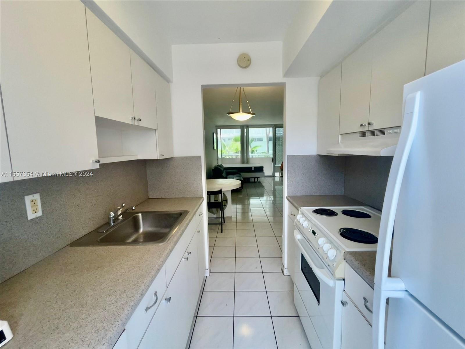 1400 Pennsylvania Ave # 6, Miami Beach FL 33139 photo 4