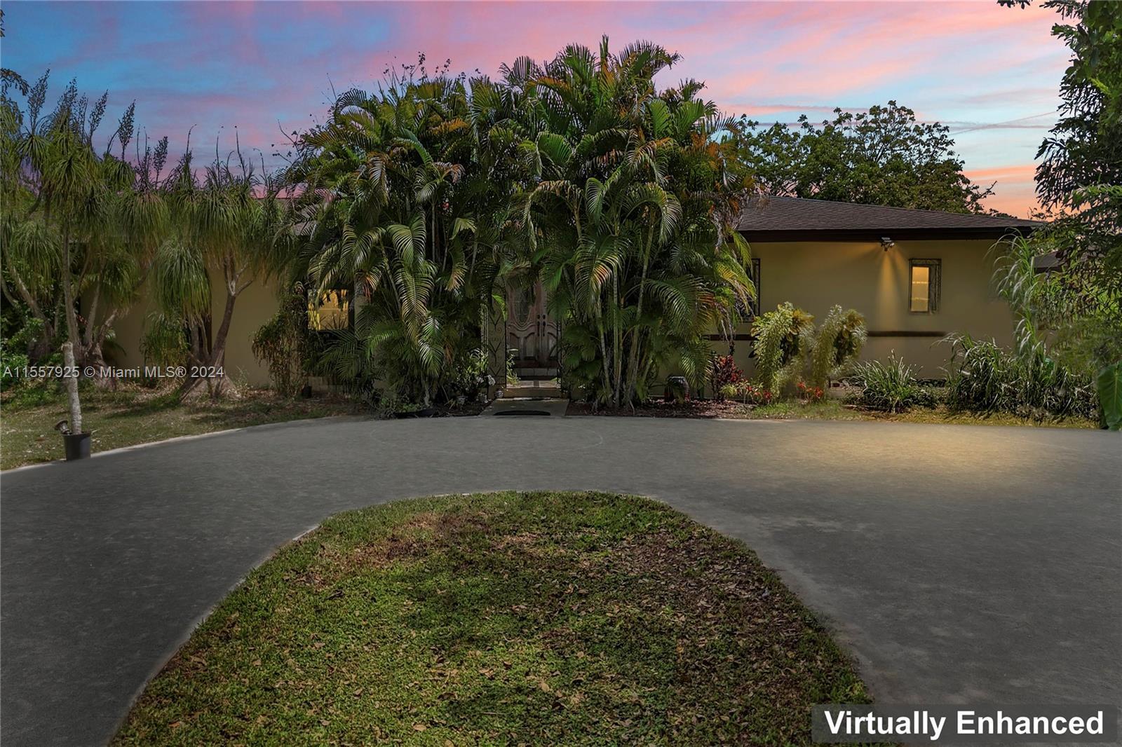 12375 SW 202nd Ave, Miami FL 33196