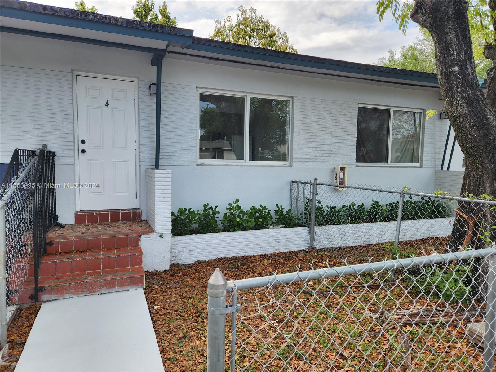 400 SW 21st Ave # 4, Miami FL 33135