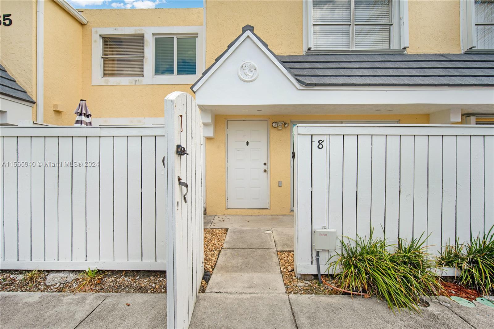 6865 SW 45th Ln # 240, Miami FL 33155