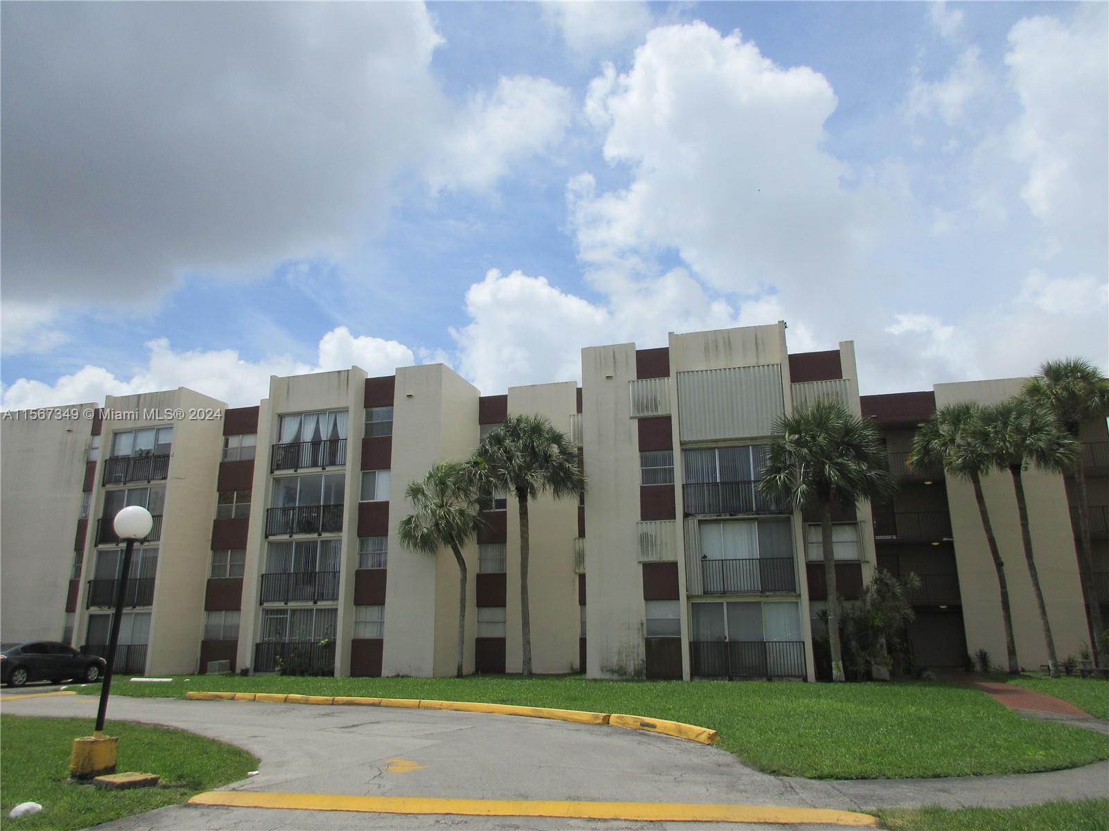 9411 SW 4th St # 408, Miami FL 33174
