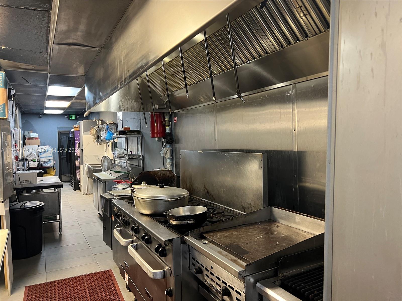 6117 Hollywood Blvd, Hollywood FL 33024 photo 4
