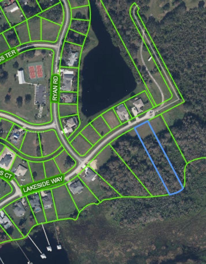 1013 Lakeside Way, Sebring FL 33876