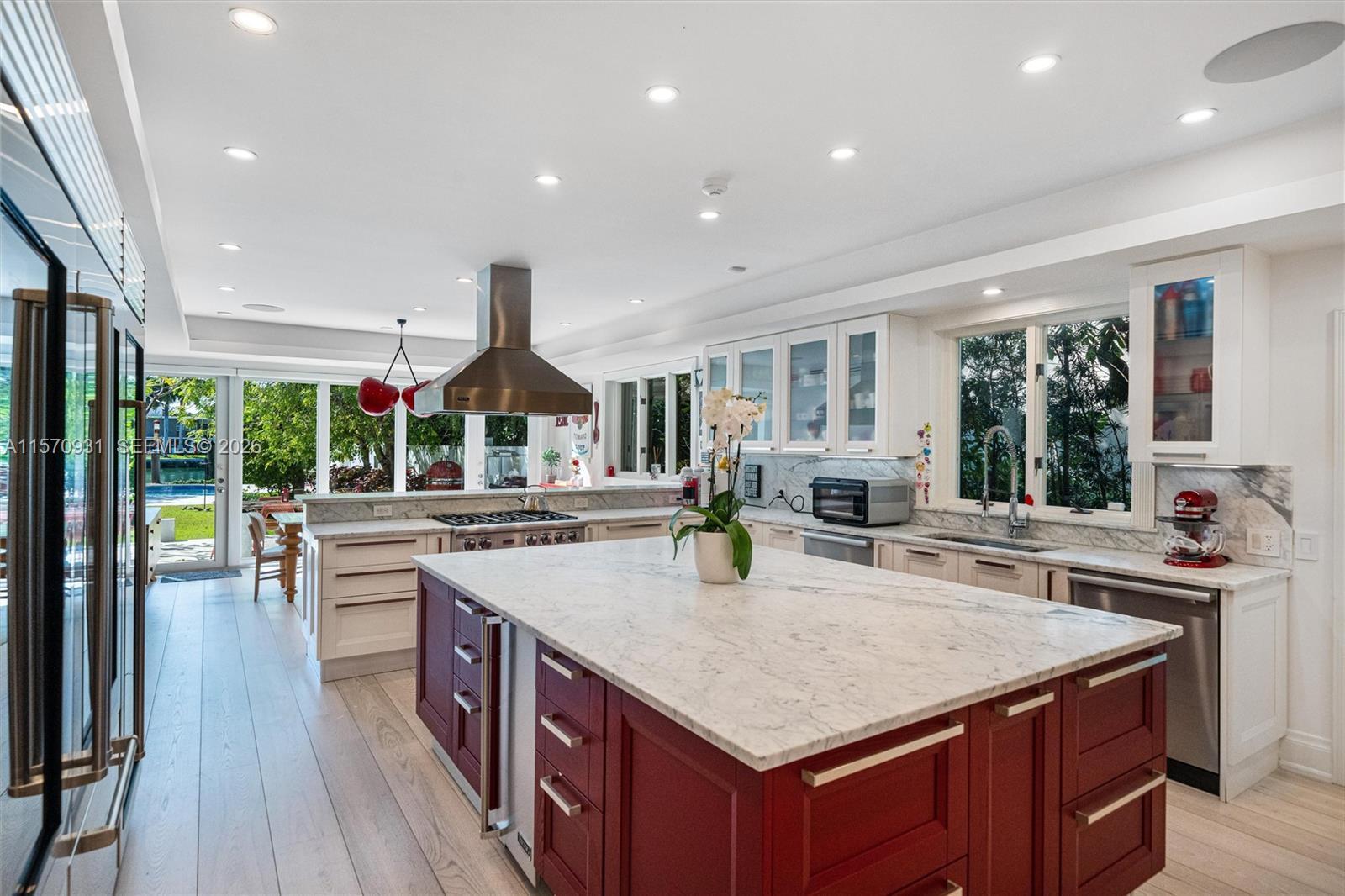 6320 Allison Rd, Miami Beach FL 33141 photo 5