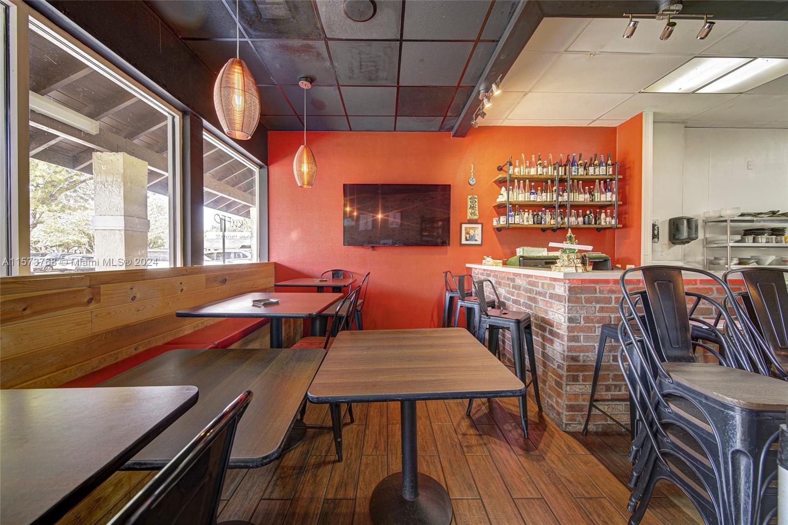 Take-Out Restaurant For Sale in Country Walk, Miami FL 33186 photo 2