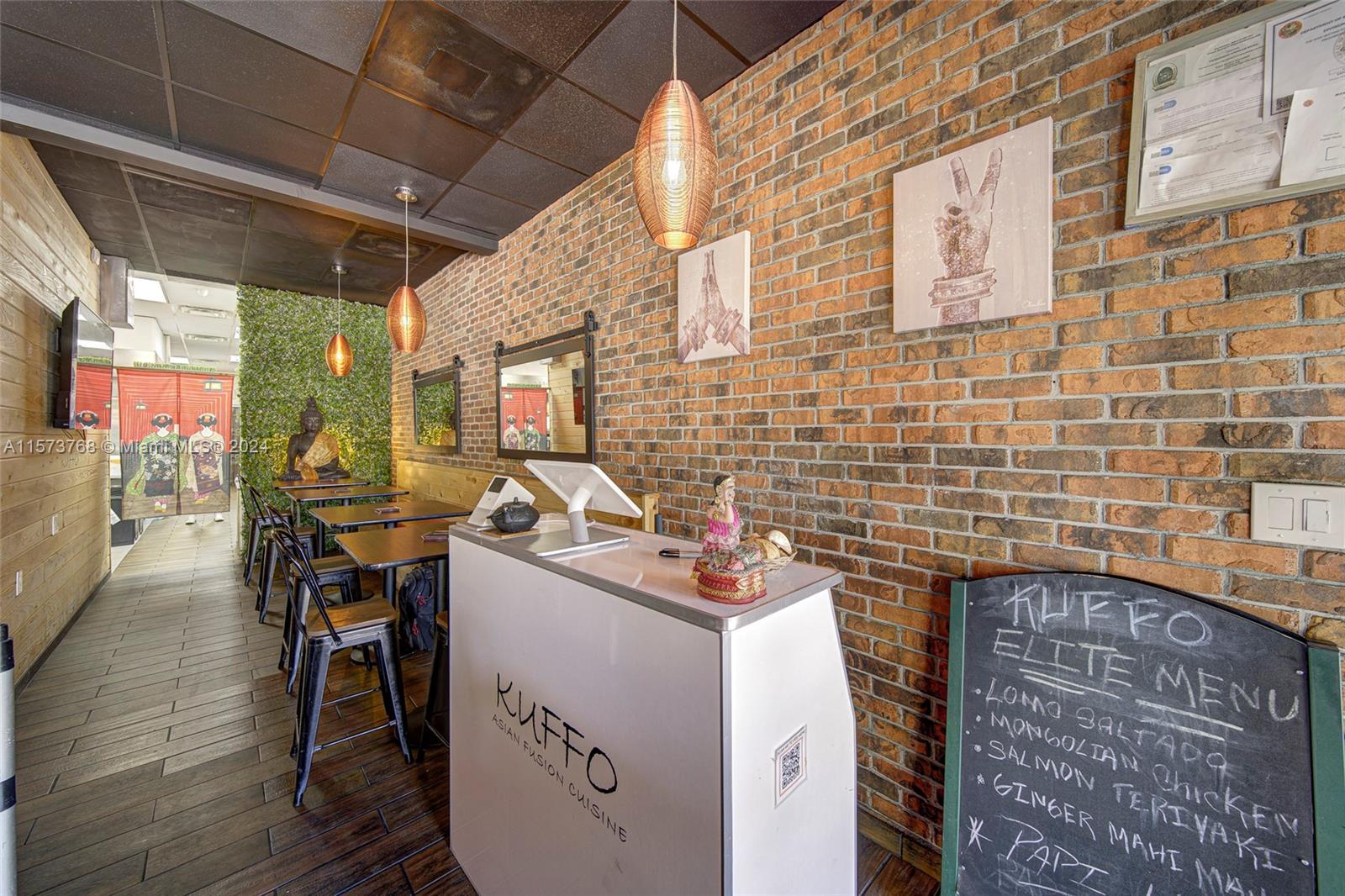 Take-Out Restaurant For Sale in Country Walk, Miami FL 33186 photo 3