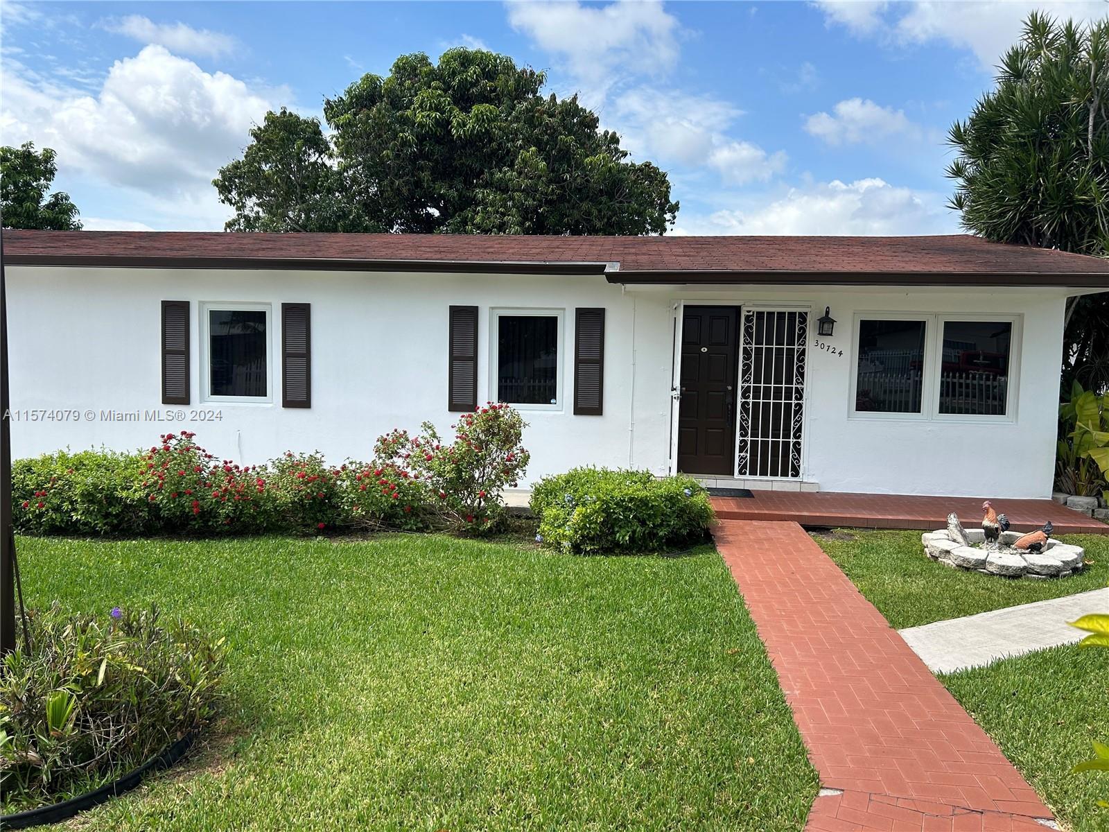 30724 SW 154th Ct, Homestead FL 33033 photo 2