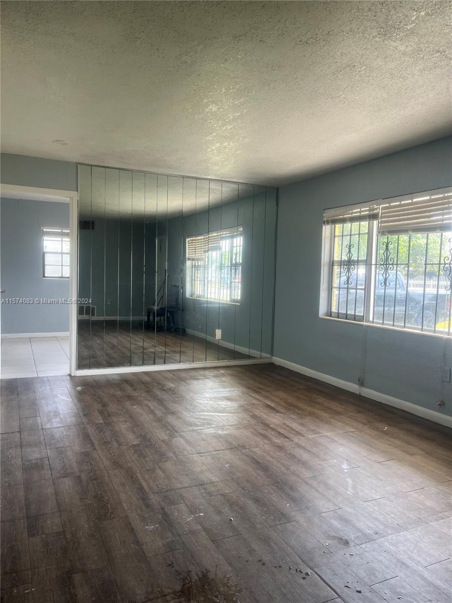 17100 NW 9th Pl, Miami Gardens FL 33169 photo 3