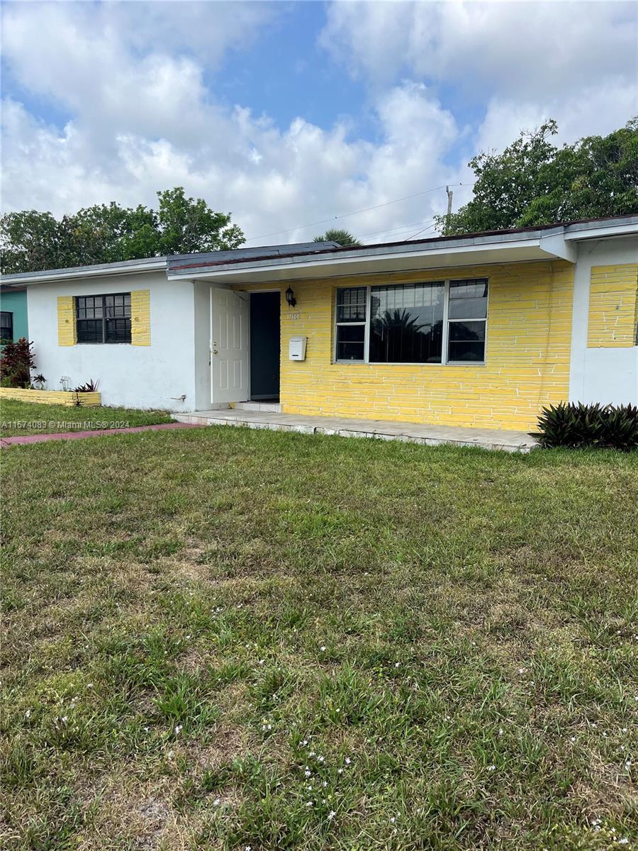17100 NW 9th Pl, Miami Gardens FL 33169